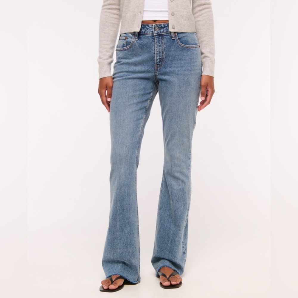 A&F Mid Rise BootCut Jeans - Picture 2 of 5